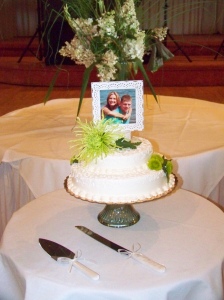 Megan and Dave's Cake Table